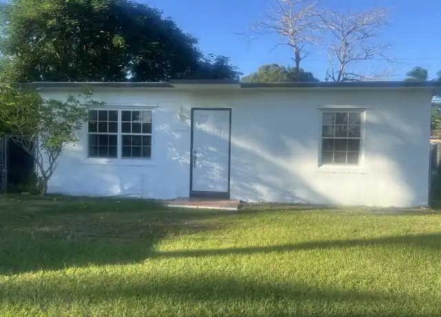 Property at 15385 SW 296th St, Homestead, FL, 33033, 2 beds, 1 bath, [object Object]