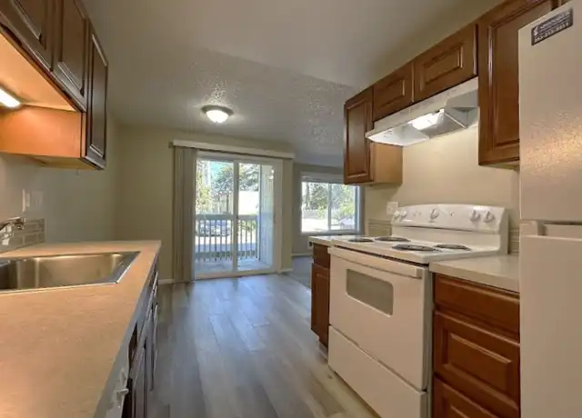 Property at 12623 Lincoln Ave SW Unit 17-2, Lakewood, WA, 98499, 2 beds, 1 bath, [object Object]