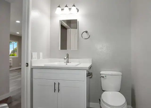 Property at 1400 W Arrow Hwy Unit 6, Upland, CA, 91786, 2 beds, 1 bath, [object Object]