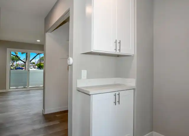 Property at 1400 W Arrow Hwy Unit 6, Upland, CA, 91786, 2 beds, 1 bath, [object Object]