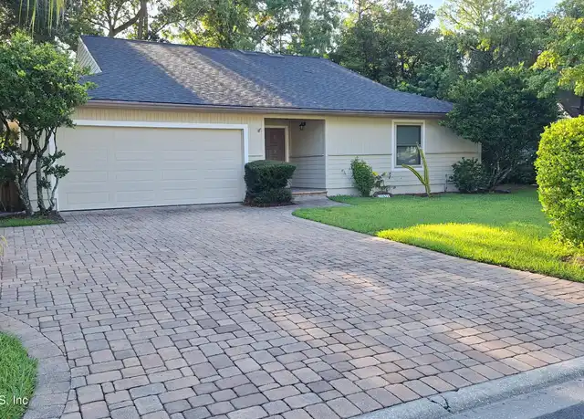 Property at 10579 Castlebrook Dr, Jacksonville, FL, 32257, 3 beds, 2 baths, [object Object]