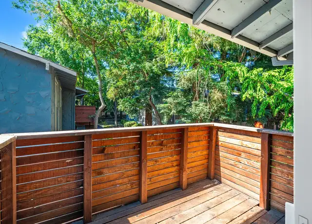 Photo of 7061 Madison Ave, Fair Oaks, CA 95628
