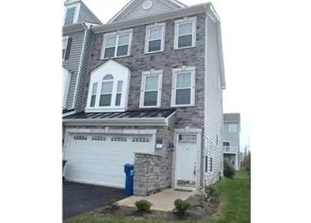 Property at 2 Grissom Dr, Bear, DE, 19701, 3 beds, 3 baths, [object Object]