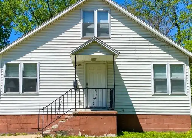 Property at 210 S Manhattan Ave, Manhattan, KS, 66502, 5 beds, 3 baths, [object Object]