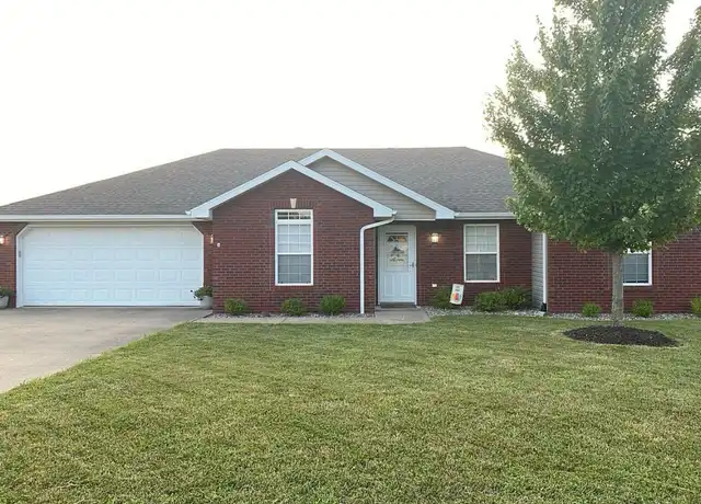 Property at 110 Arnold Dr, Holts Summit, MO, 65043, 3 beds, 2 baths, [object Object]