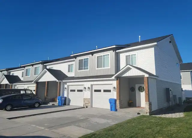 Property at 438 S 3rd W, Sugar City, ID, 83448, 3 beds, 2.5 baths, [object Object]