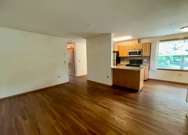 Property at Christopher Crest Apartments - 6518 SE Division St, Portland, OR, 97206, 1 bed, 1 bath, [object Object]