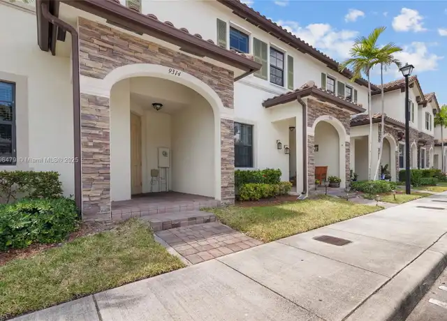 Property at 9314 W 33rd Ln, Hialeah, FL, 33018, 3 beds, 2.5 baths, [object Object]