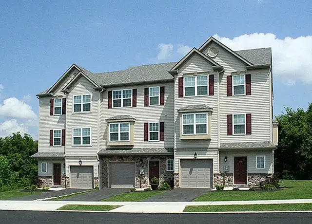 Photo of 199 Cedar Park Blvd, Easton, PA 18042