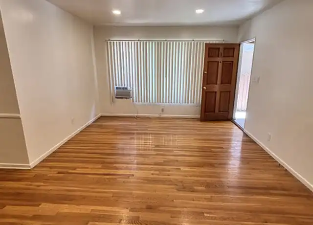 Property at 918 S Bedford St Unit 1, Los Angeles, CA, 90035, 1 bed, 1 bath, [object Object]