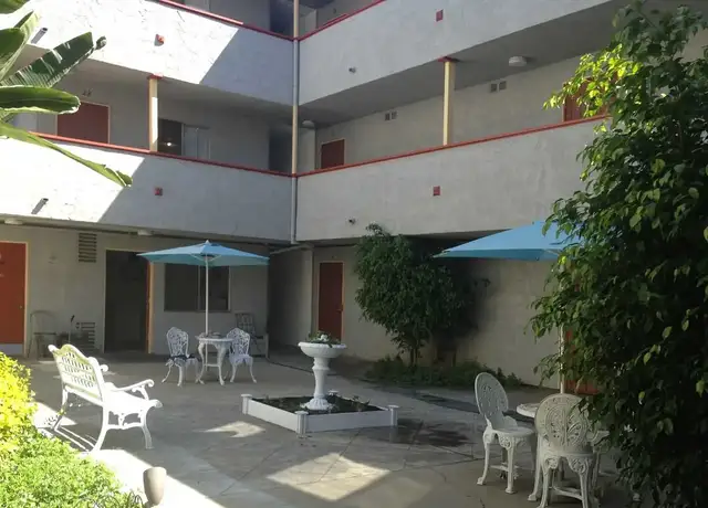 Photo of 819 Wright Ave, Pasadena, CA 91104