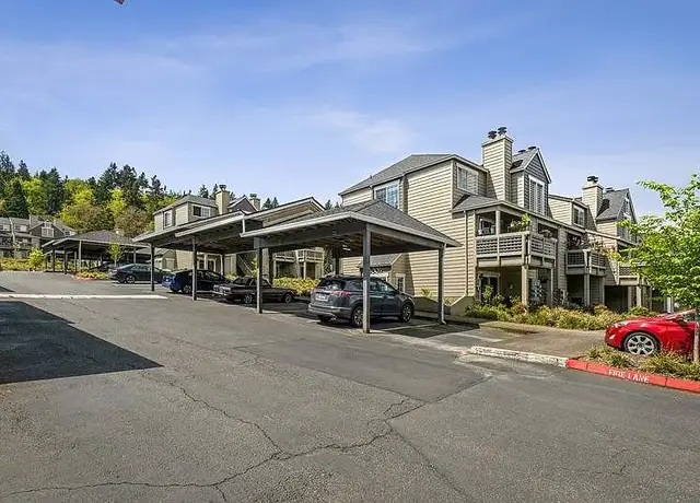 Photo of 4001 Robin Pl, West Linn, OR 97068