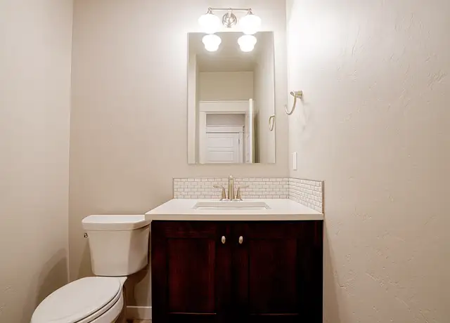 Photo of 264 W Lockhart Ln, Meridian, ID 83646