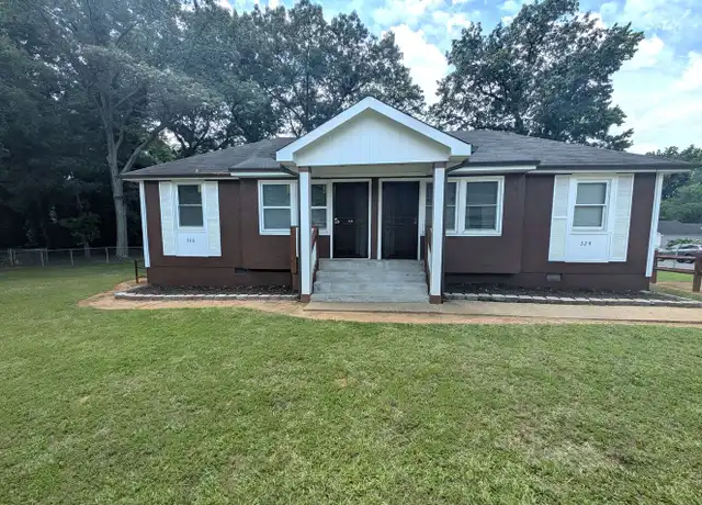 Property at 326 Honeywood Ave, Charlotte, NC, 28216, 2 beds, 1 bath, [object Object]