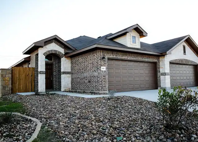 Property at 205 Hidden Springs Dr, Bastrop, TX, 78602, 3 beds, 2 baths, [object Object]