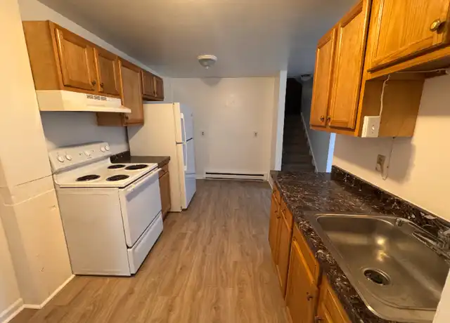 Property at 8 East St Unit 10, New Milford, CT, 06776, 1 bed, 1 bath, [object Object]