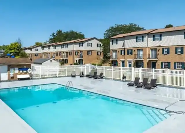Property at Park Place Apartments - 1911 Kendall Pl, Grove City, OH, 43123, 2-3 beds, 1-1.5 bath, [object Object]