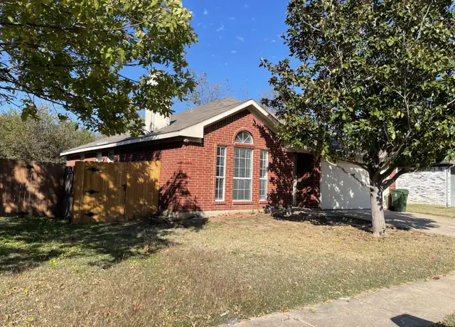 Property at 105 Sudbury Way, Arlington, TX, 76018, 3 beds, 2 baths, [object Object]