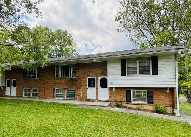 Property at 1605 Lark Ln Unit 4, Blacksburg, VA, 24060, 2 beds, 1 bath, [object Object]