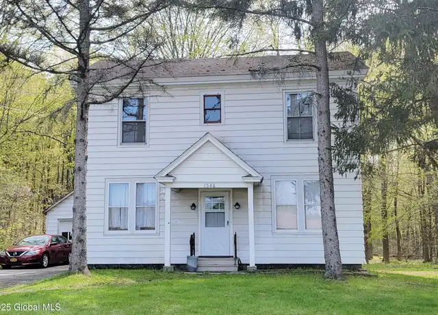 Property at 92 Miller Rd, Castleton-On-Hudson, NY, 12033, 3 beds, 1 bath, [object Object]