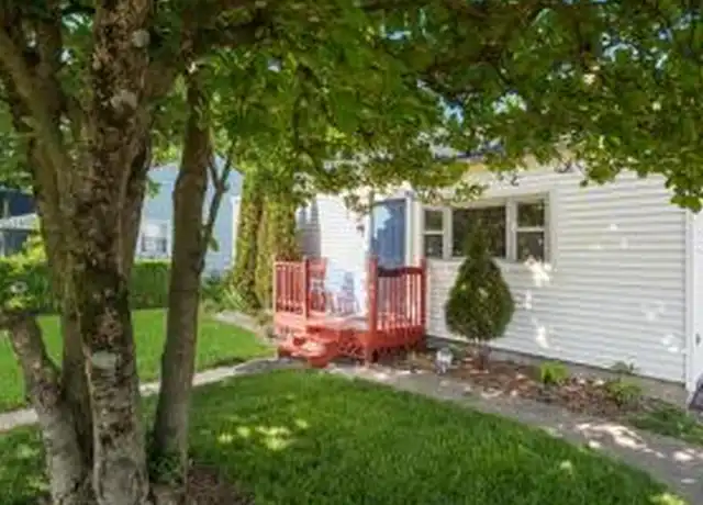 Property at 2585 Howey Rd, Columbus, OH, 43211, 3 beds, 1 bath, [object Object]