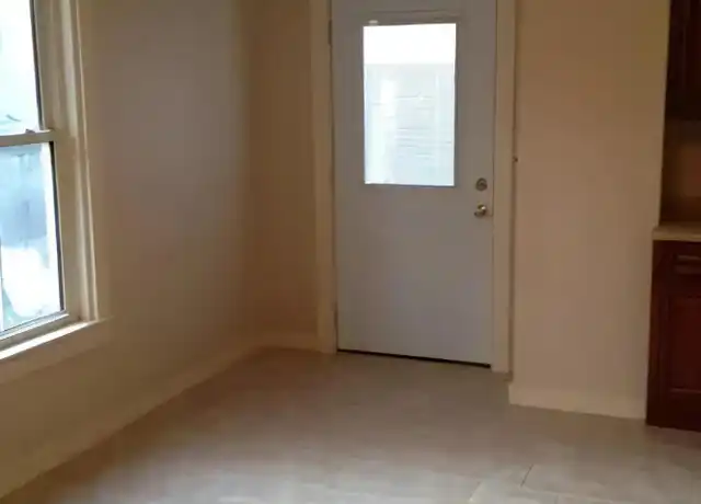 Property at 77 S Central Ave Unit B, Quincy, MA, 02170, 2 beds, 1 bath, [object Object]
