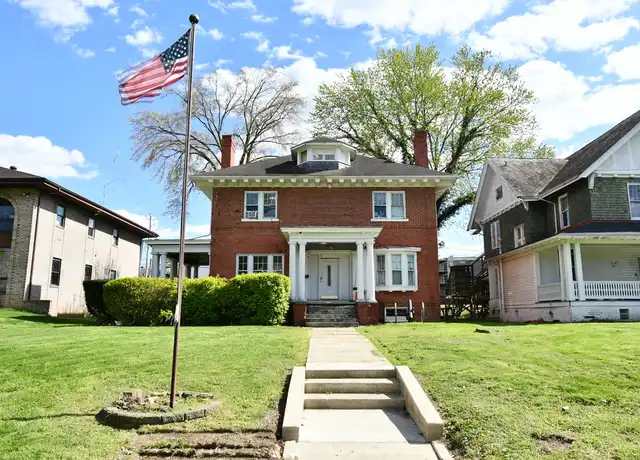 Property at 1421 5th Ave Unit 1, Huntington, WV, 25701, 6 beds, 2 baths, [object Object]