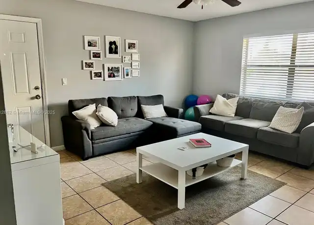Property at 2521 Pierce St Unit 6, Hollywood, FL, 33020, 1 bed, 1 bath, [object Object]