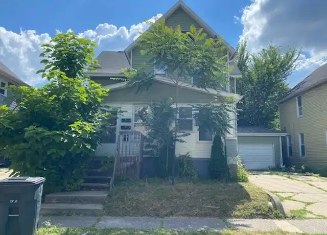 Property at 421 Allyn St Unit 2, Akron, OH, 44304, 3 beds, 1 bath, [object Object]