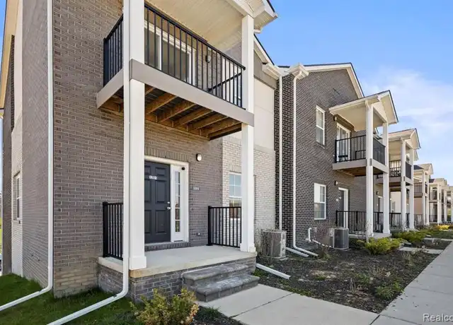 Property at 3207 Lohr Rd, Ann Arbor, MI, 48108, 2 beds, 2.5 baths, [object Object]
