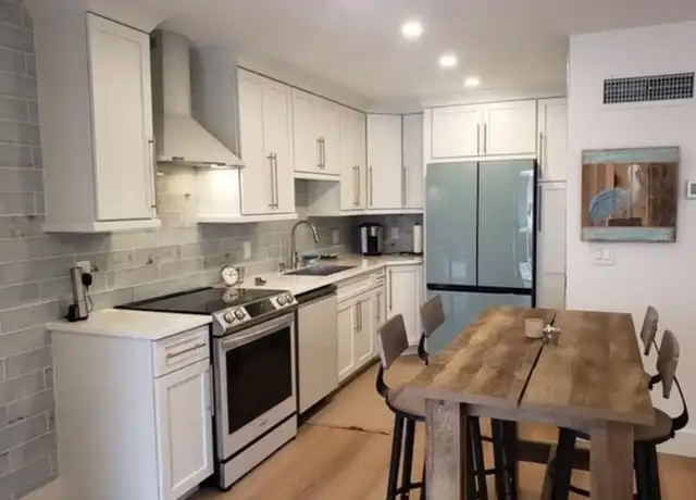 Property at 780 10th Ave S #1, Naples, FL, 34102, 1 bed, 1 bath, [object Object]