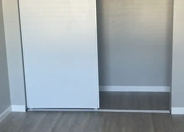 Property at 811 Joyce St, Henderson, NV, 89015, 2 beds, 1.5 baths, [object Object]