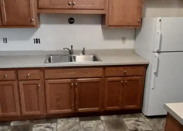 Property at 1141 Packerland Dr Unit 12, Green Bay, WI, 54304, 2 beds, 1 bath, [object Object]