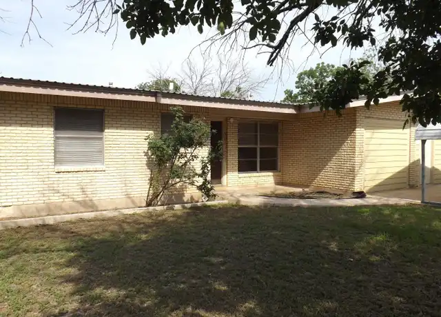 Property at 702 N Silver St, Burnet, TX, 78611, 3 beds, 2 baths, [object Object]