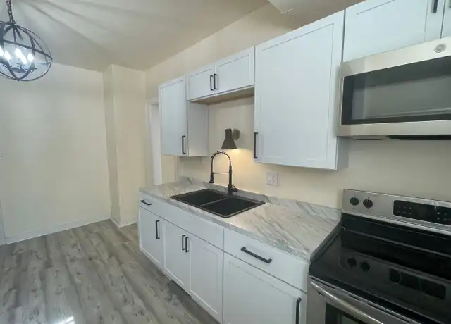 Property at 3231 W Michigan St #3233, Milwaukee, WI, 53208, 3 beds, 1 bath, [object Object]