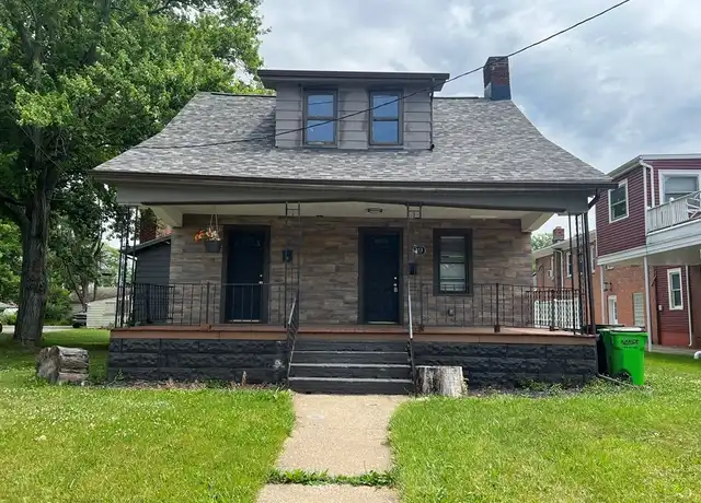 Property at 214 Front St, Berea, OH, 44017, 4 beds, 1.5 baths, [object Object]