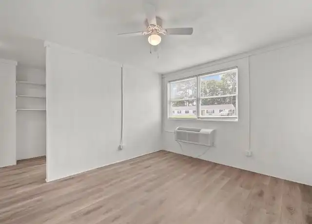 Property at 200 York St Unit G2, Chester, SC, 29706, 2 beds, 1 bath, [object Object]