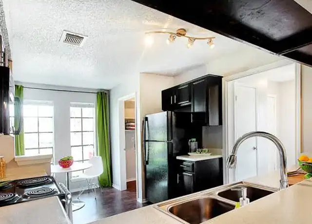 Property at 14900 Nacogdoches Rd Unit 2212, San Antonio, TX, 78247, 2 beds, 2 baths, [object Object]
