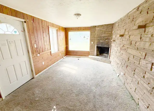 Property at 17104 Eldamere Ave, Cleveland, OH, 44128, 3 beds, 2 baths, [object Object]