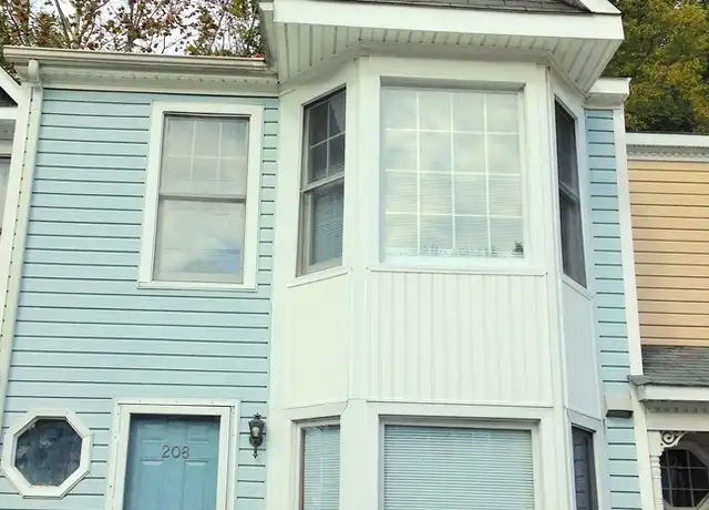 Property at 208 Susan Constant Dr, Newport News, VA, 23608, 2 beds, 2.5 baths, [object Object]