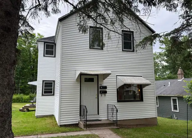 Property at 44 Saint Paul Ave Unit Lower, Duluth, MN, 55803, 2 beds, 1 bath, [object Object]