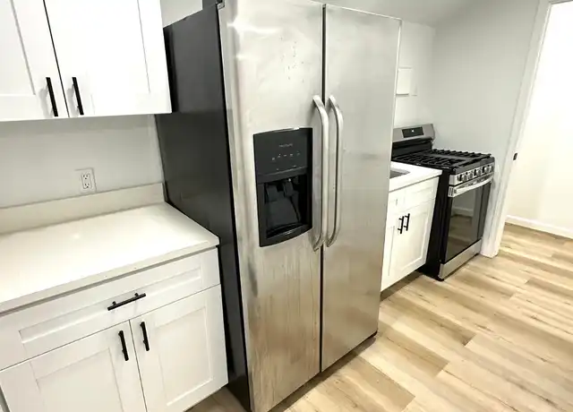 Property at 32 Farrell St Unit C, Houston, TX, 77022, 2 beds, 1 bath, [object Object]