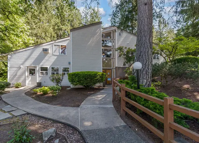 Photo of 2250 Sidney Ave, Port Orchard, WA 98366