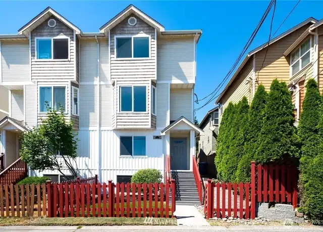 Property at 9213 Ashworth Ave N Unit B, Seattle, WA, 98103, 3 beds, 2.5 baths, [object Object]