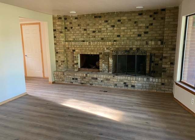 Photo of 5602 214th Street Ct E, Spanaway, WA 98387