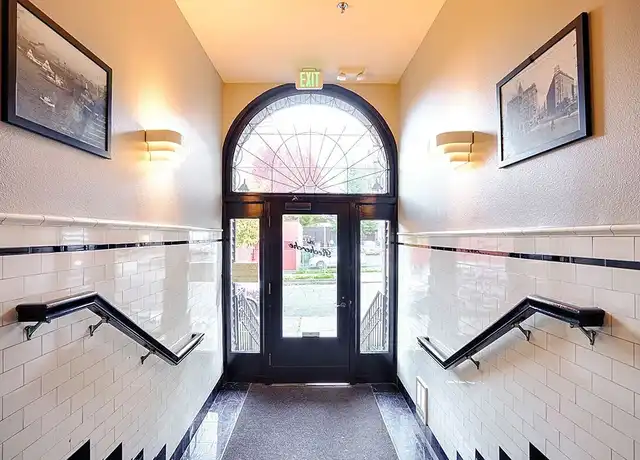Property at Recherche Apartments - 1529 Boylston Ave, Seattle, WA, 98122, 1 bed, 1 bath, [object Object]