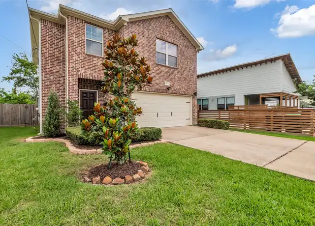 Property at 1011 E 37th St, Houston, TX, 77022, 3 beds, 2.5 baths, [object Object]