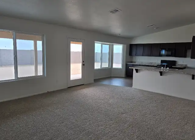 Property at 7345 E 45th Pl Unit SD652, Yuma, AZ, 85365, 4 beds, 2 baths, [object Object]