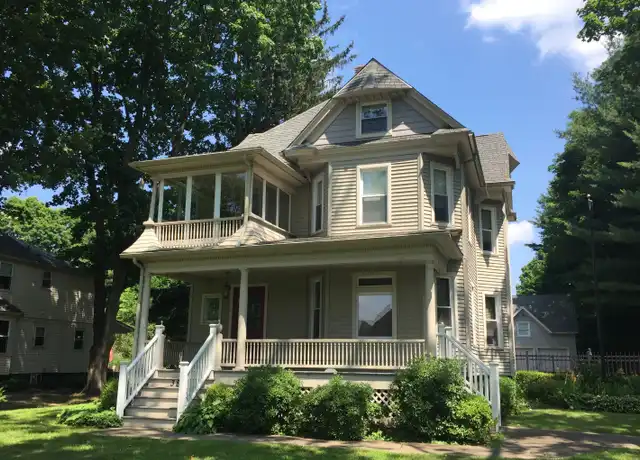 Property at 380 N Main St, Suffield, CT, 06078, 3 beds, 1.5 baths, [object Object]