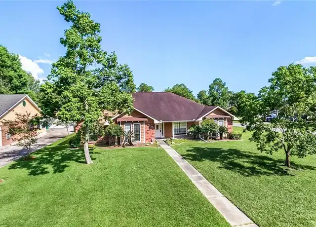 Property at 845 Cross Gates Blvd, Slidell, LA, 70461, 4 beds, 2 baths, [object Object]
